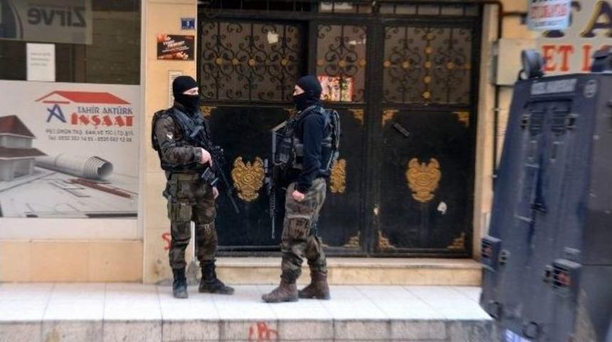 Siirt&rsquo;te Dev Operasyon: 30 G&ouml;zaltı