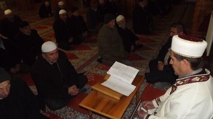 Daday&rsquo;da Sabah Namazından Sonra Şehitlere &Ouml;zel Program