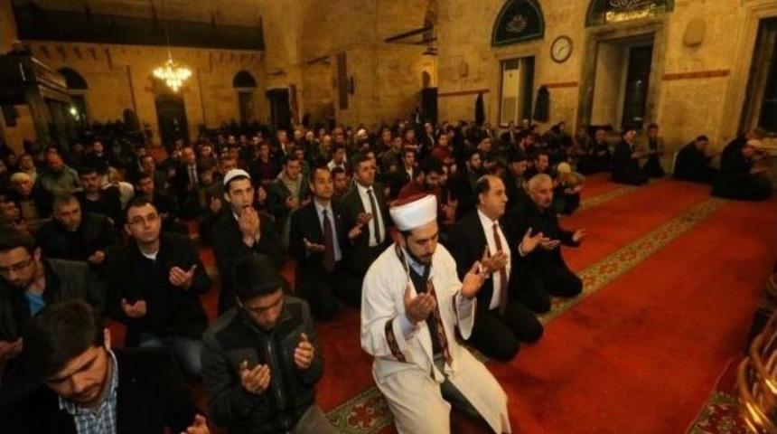 Kyk&rsquo;lı Gen&ccedil;ler Şehit Ve Gaziler İ&ccedil;in Mevlit Okuttu