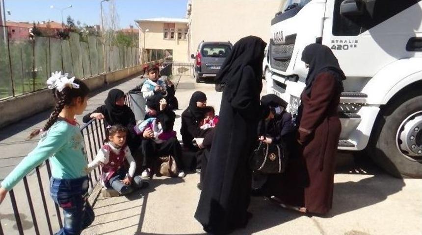 Suriyelilerin Kayıt Altına Alınması &Ccedil;alışmaları S&uuml;r&uuml;yor