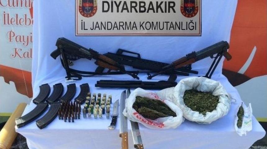 Bismil&rsquo;de Silah Ve Uyuşturucu Ele Ge&ccedil;irildi