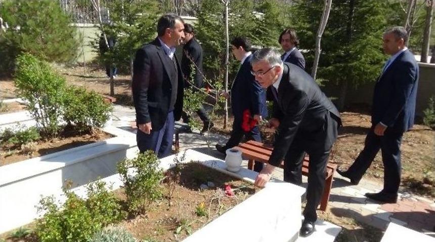 Aksaray&rsquo;da &Ccedil;anakkale Zaferi&rsquo;nin 101&rsquo;inci Yıld&ouml;n&uuml;m&uuml; Kutlandı