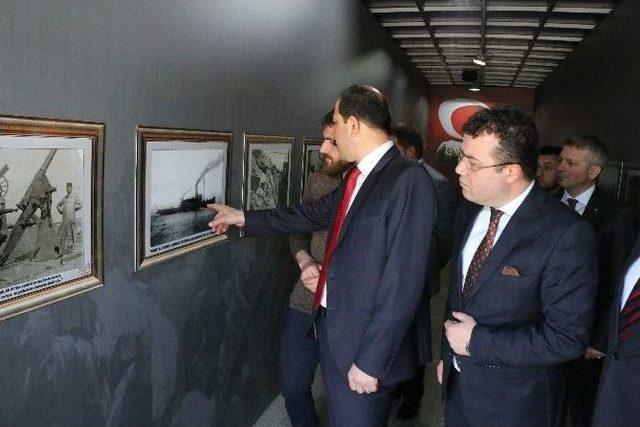 Ak Gençlikten Çanakkale Temalı Fotoğraf Sergisi