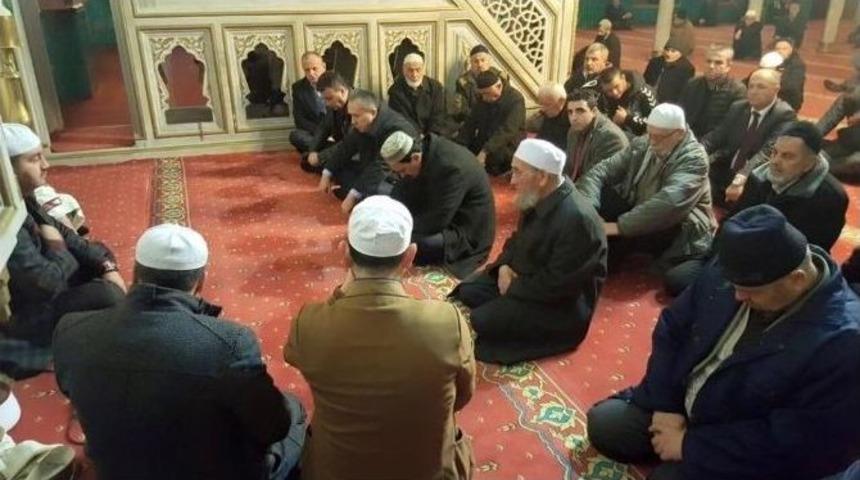 D&uuml;zce Belediyesi &Ccedil;orba Dağıttı