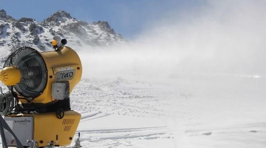 Erciyes&rsquo;te Kayak Sezonu Devam Ediyor