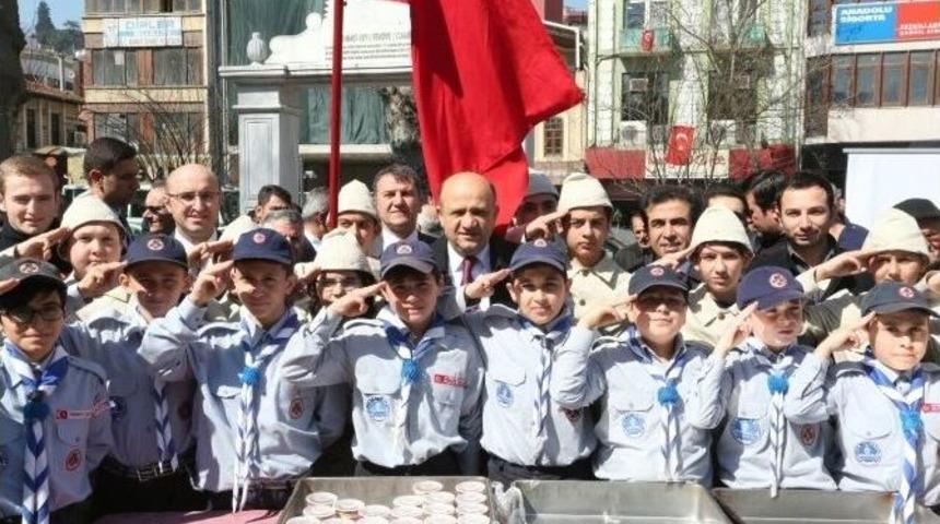 Bakan Işık İzmit&rsquo;te Esnaflarla Bir Araya Geldi