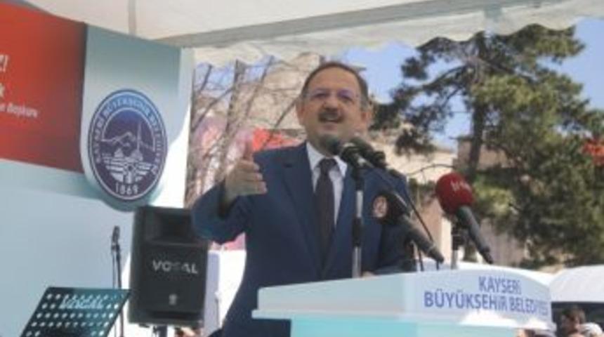 &Ouml;zhaseki: "ter&ouml;ristler, Kur&rsquo;an-ı Kerim&rsquo;in İ&ccedil;ine Bile Bomba Tuzaklıyor"