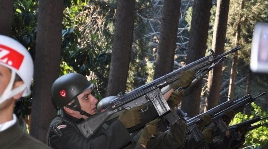 Edremit&rsquo;te &Ccedil;anakkale Zaferi&rsquo;nin 101. Yıld&ouml;n&uuml;m&uuml;