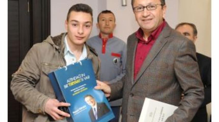 Başkan Tiryaki &Ccedil;ankayalı &Ouml;ğrencileri Ağırladı