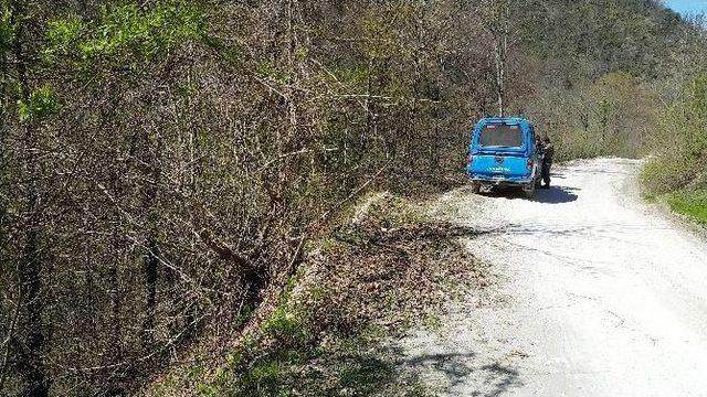 50 Metrelik Uçuruma Yuvarlandılar: 1 Ağır Yaralı