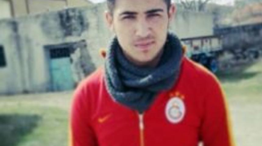 Trakt&ouml;r&uuml;n Altında Kalan Gen&ccedil; &Ouml;ld&uuml;