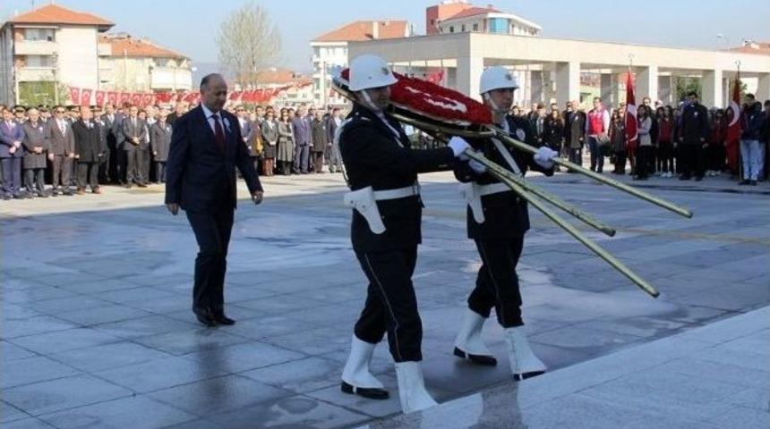 &Ccedil;anakkale Zaferi&rsquo;nin 101. Yıld&ouml;n&uuml;m&uuml; Bartın&rsquo;da Kutlandı