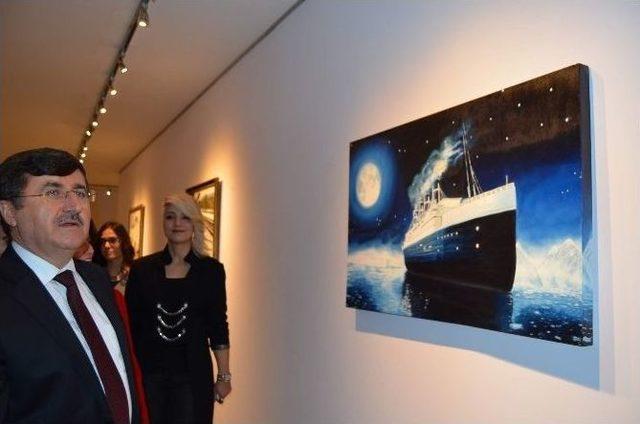 Kanser Hastası Gen&ccedil; Kadın Yaptığı Resimlerin Gelirini Kanser Hastalarına Bağışladı 1