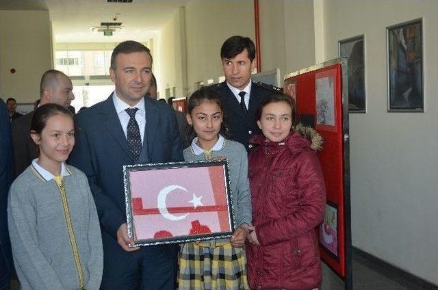 Kaymakam Güven’e Anlamlı Hediye