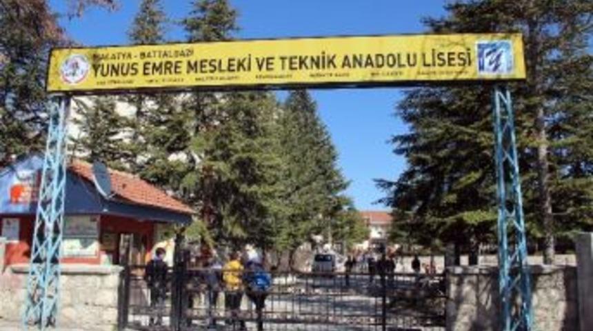 &Ouml;ğrencilerden Kayısı &Ccedil;i&ccedil;eğini Kurtarma Ama&ccedil;lı Proje