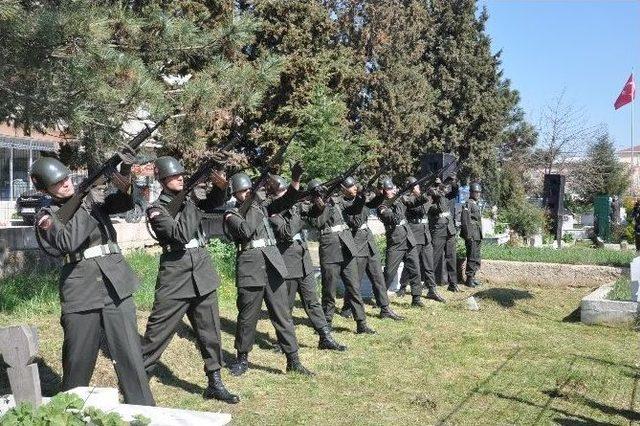 Kapaklı Şehitlerini Unutmadı