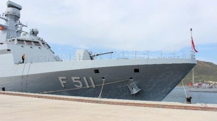 Fo&ccedil;a Deniz &Uuml;s Komutanlığı Yurttaşların Ziyaretine A&ccedil;ıldı
