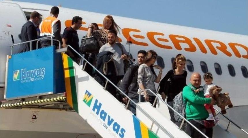 İranlılar&rsquo;dan, Antalya Turizmine Nevruz Bereketi