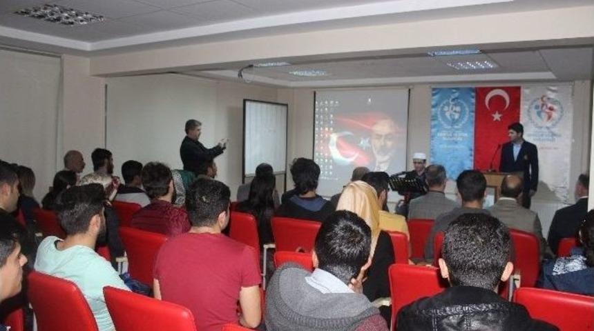 Şanlıurfa&rsquo;da Mehmet Akif Anıldı