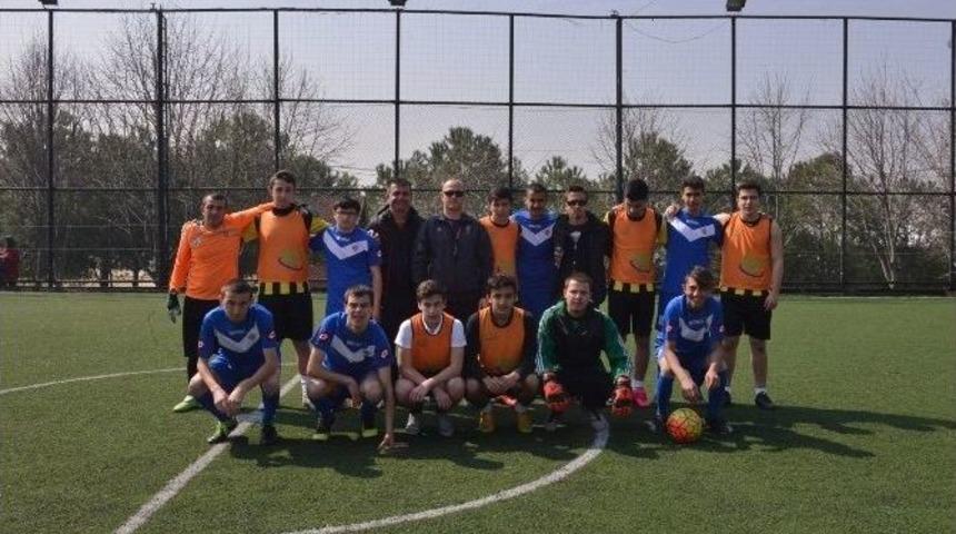 Okul Sporlarında &Ouml;zel Buluşma