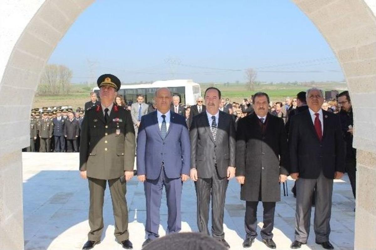 &Ccedil;anakkale Şehitleri T&ouml;renlerle Anıldı