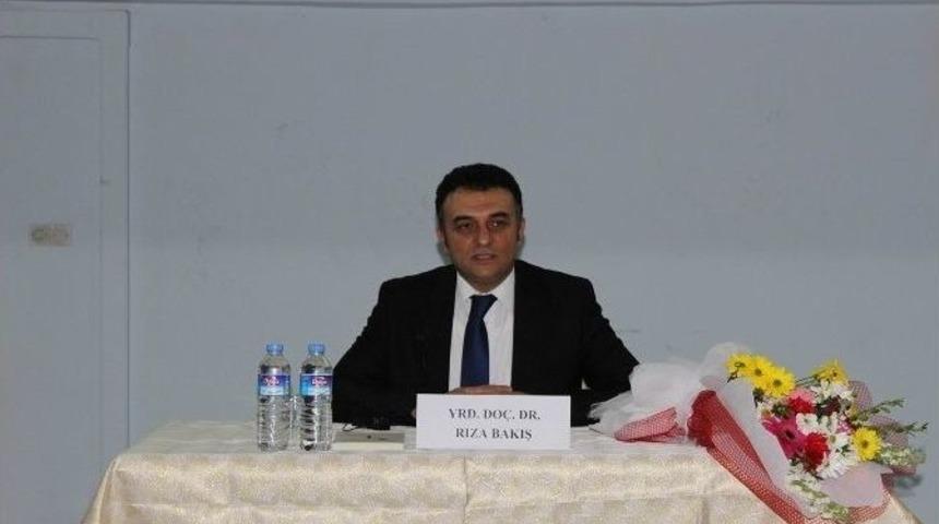 Eğitimci-yazar Rıza Bakış Memleketinde S&ouml;yleşi D&uuml;zenledi