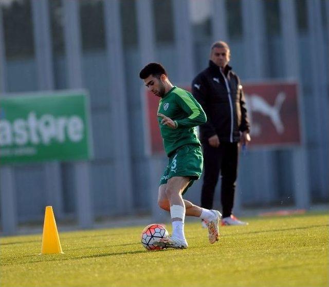 Bursaspor’da Kasımpaşa Hazırlıkları Sürüyor