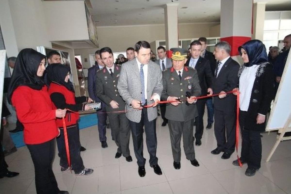 Ağrı&rsquo;da &Ccedil;anakkale Konulu Resim Sergisi
