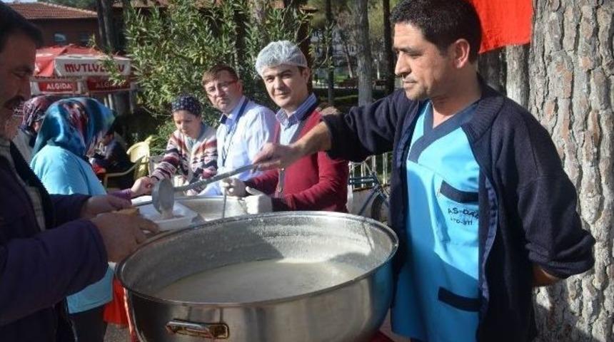 Kula Devlet Hastanesi &Ccedil;anakkale Şehitlerini Andı