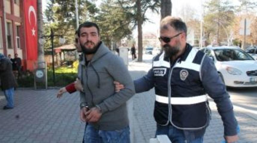 Bolu&rsquo;da Su&ccedil; Dosyası Kabarık Hırsız Yakalandı