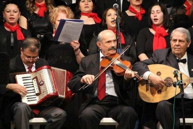 &Ccedil;anakkale Şehitleri Anıldı 1