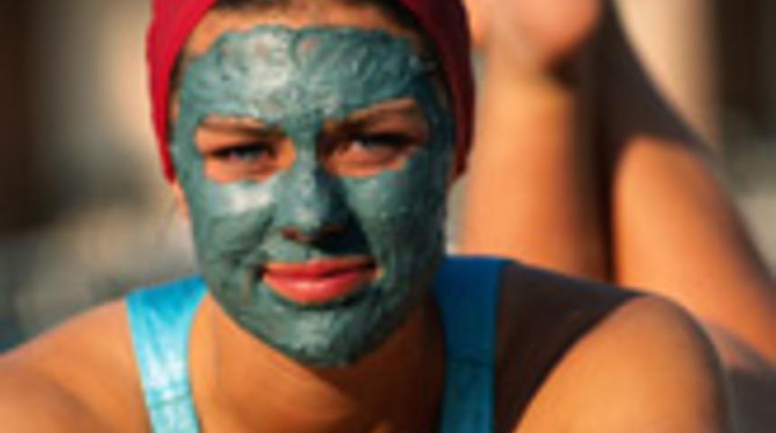 &Ccedil;ikolata Akne Yapar Mı?