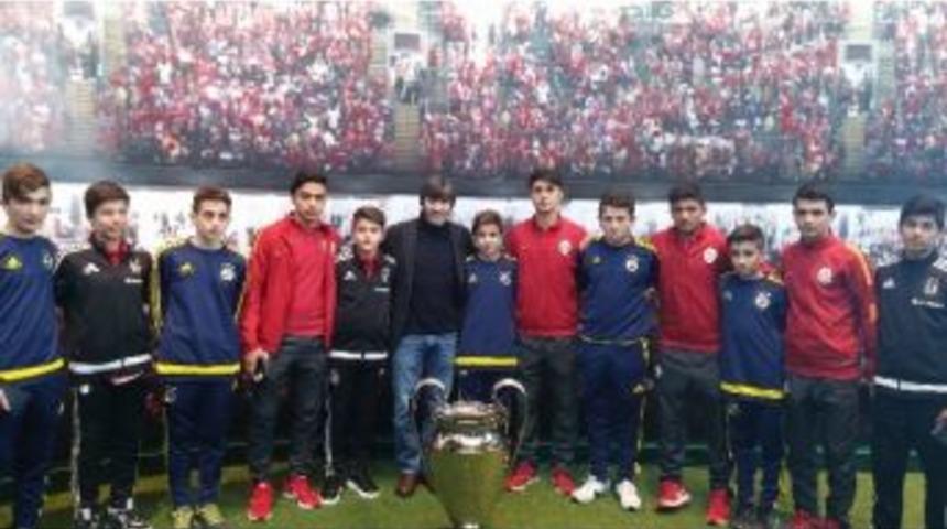 Gen&ccedil; Oyuncular Goal Sergisi&rsquo;ni Gezdi