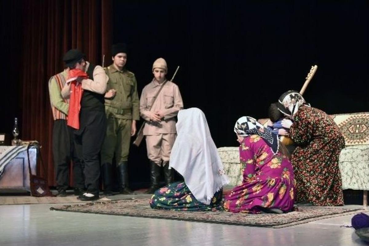 G&uuml;m&uuml;şhane&rsquo;de &lsquo;ateşten Ocak&rsquo; Sahnelendi