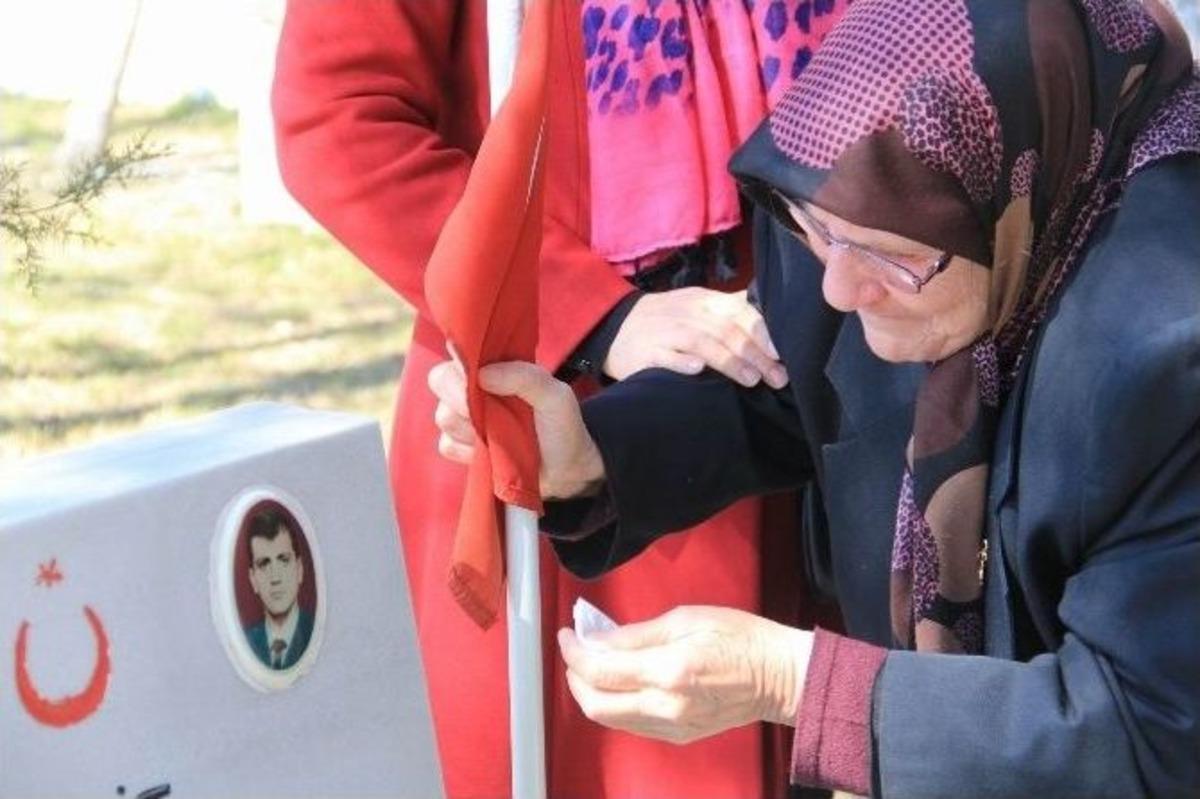 &Ccedil;anakkale Şehitleri T&ouml;renlerle Anıldı