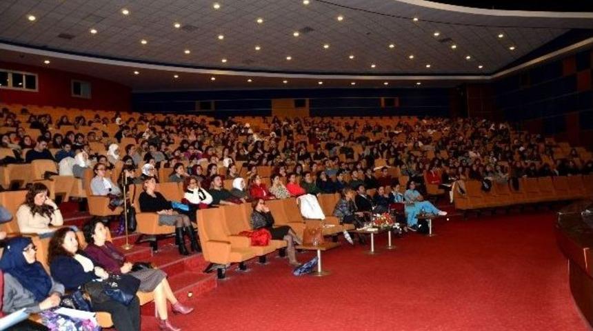 Hastane Stajyer &Ouml;ğrencilerine Y&ouml;nelik Eğitim Ger&ccedil;ekleştirdi