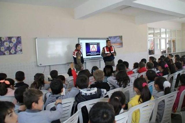 Jandarmadan ‘iyi Dersler Şoför Amca’ Projesi