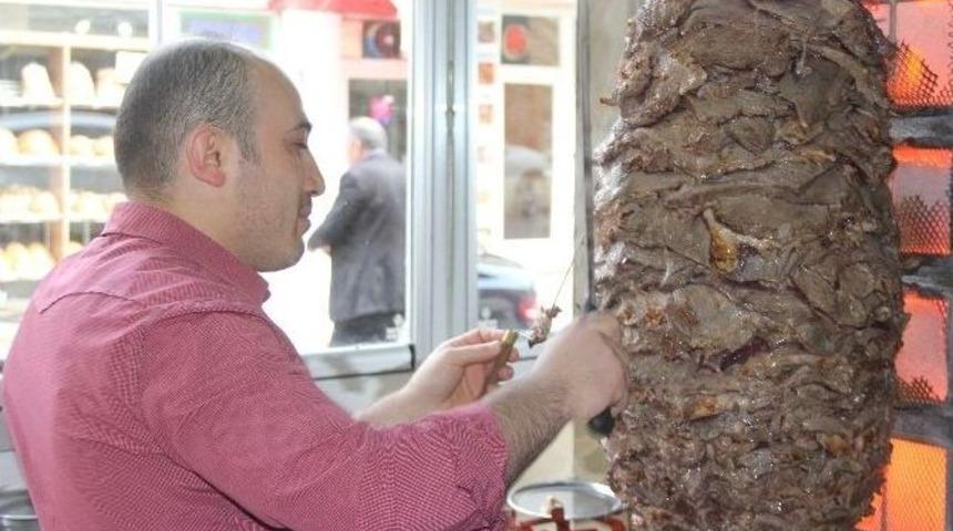 Kahvaltıda G&uuml;neydoğu&rsquo;da Ciğer Kebabı Artvin&rsquo;de Cağ Kebabı
