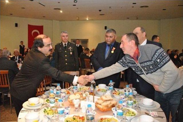 Garnizon Komutanlığı Şehit Yakınlarını Ve Gazileri Ağırladı 1
