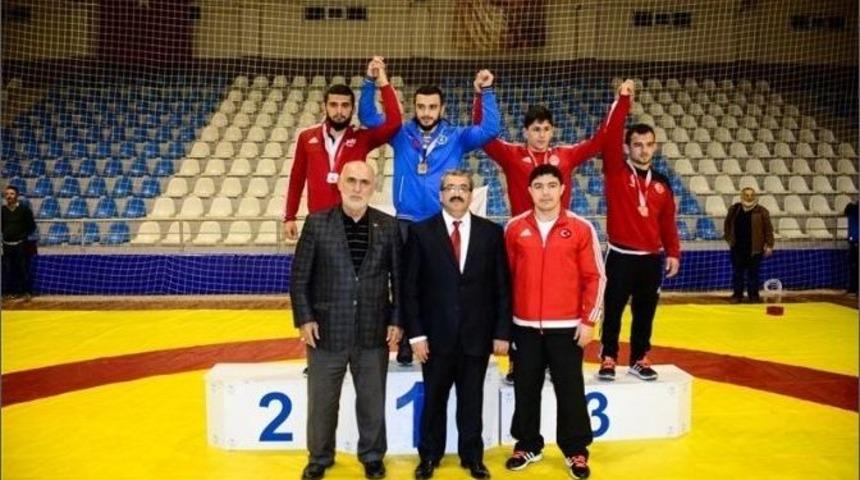 Tokat&rsquo;ta T&uuml;rkiye Gen&ccedil;ler Serbest Sitil G&uuml;reş Şampiyonası