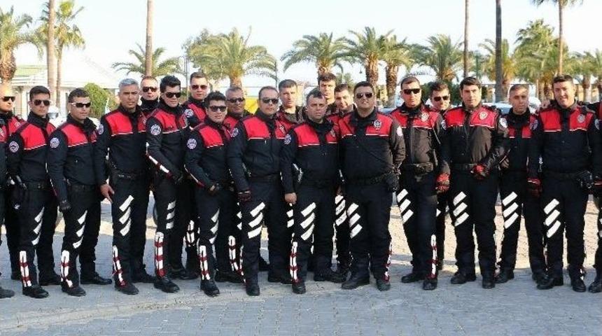 Mersin&rsquo;de &rsquo;yunuslar&rsquo; Temel Eğitim Sertifikası Aldı