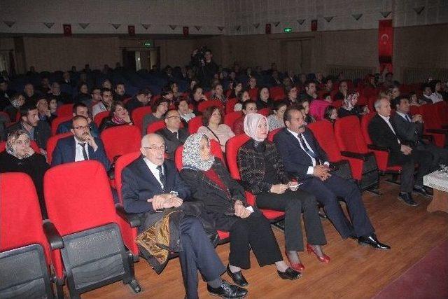 Elazığ’da Çanakkale Şehitleri Konserle Anıldı