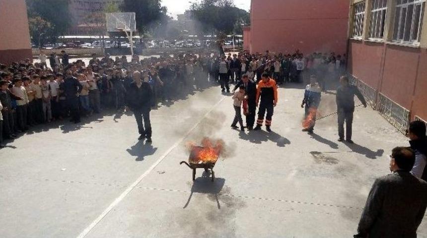 Gazipaşa Ortaokulu&rsquo;nda Deprem Ve Tehliye Tatbikat