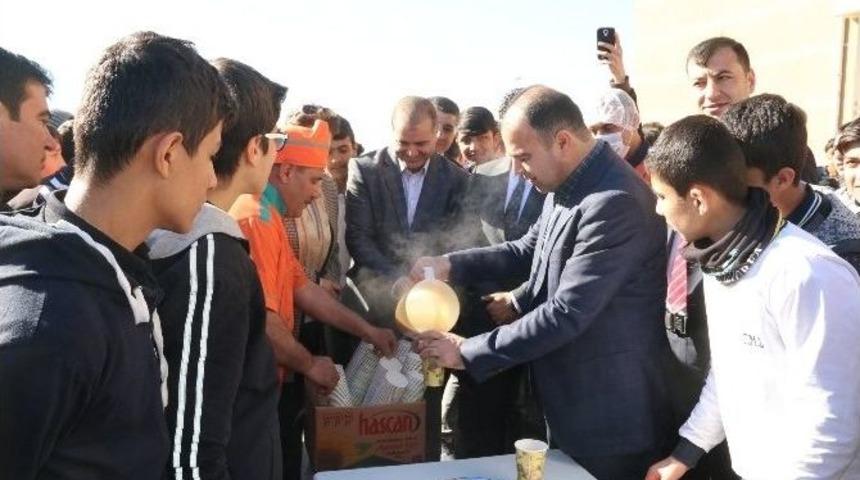 "vatanı Korumak Birlik Ve Beraberlik İ&ccedil;erisinde &Ccedil;alışmaktan Ge&ccedil;er"