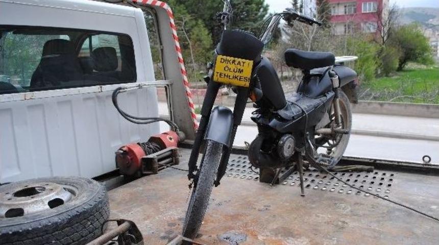 &lsquo;&ouml;l&uuml;m Tehlikesi&rsquo; Motosiklete Trafikten Men