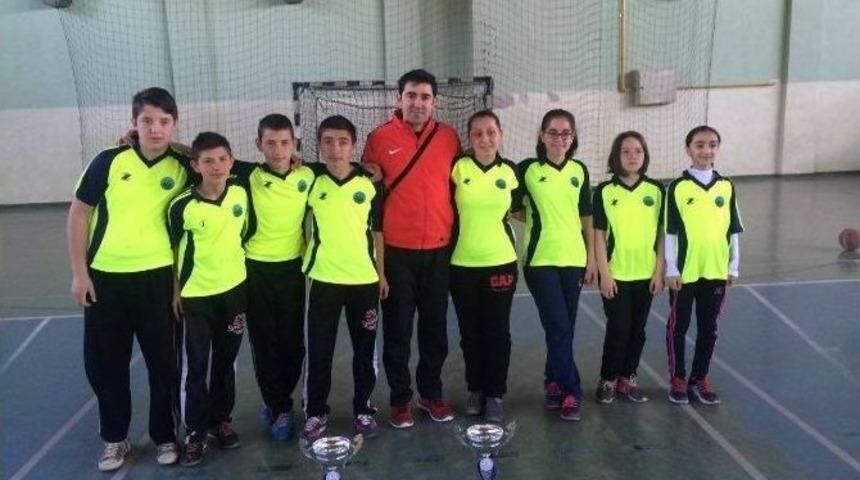 Pınarbaşı Dartta 12&rsquo;den Vurdu