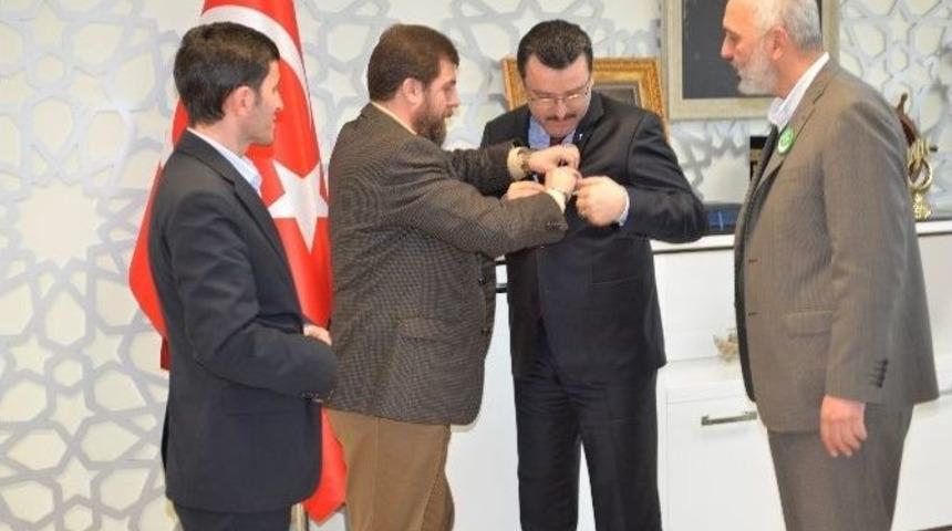 Yeşilay Başkanı Boz&rsquo;dan Başkan Gen&ccedil;&rsquo;e Ziyaret