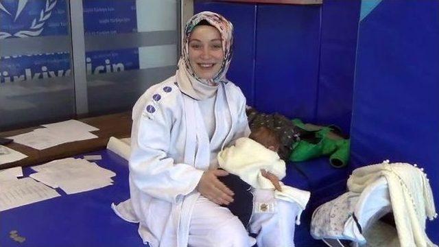 Judocu &Ccedil;ocukların Judocu Anneleri 1