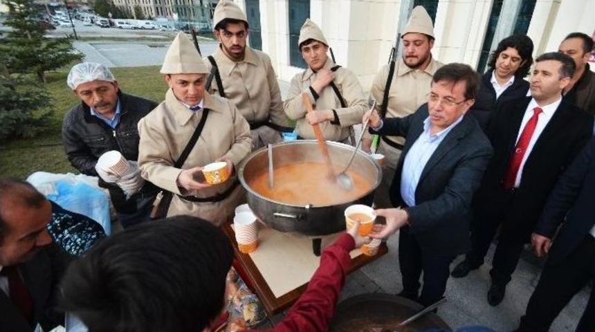 Pursaklar Belediyesi 101. Yılında &Ccedil;anakkale Şehitlerini Andı