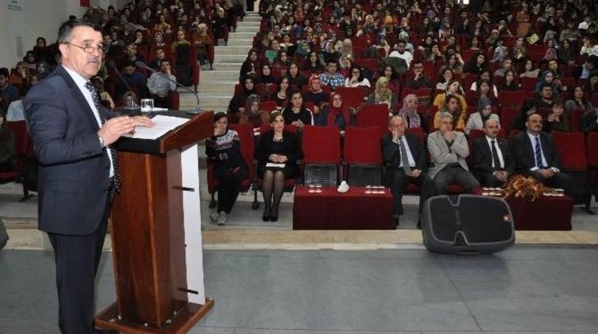 Ne&uuml;&rsquo;de, 101. Yılında &Ccedil;anakkale Zaferi Anıldı